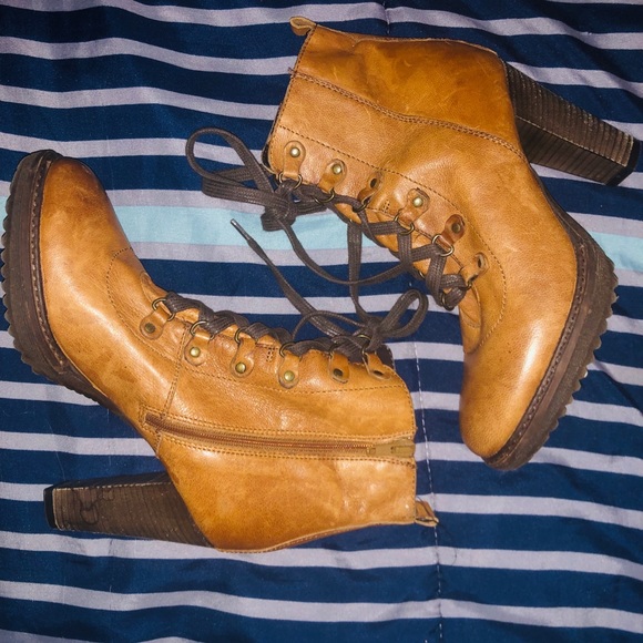 Sesto Meucci Shoes - Sesto Meucci women’s Carmel denim boots!